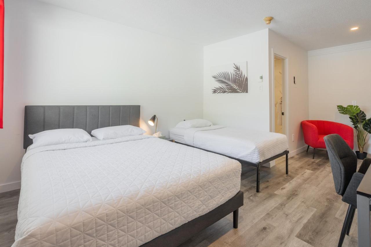Motel Champlain Brossard Exteriör bild
